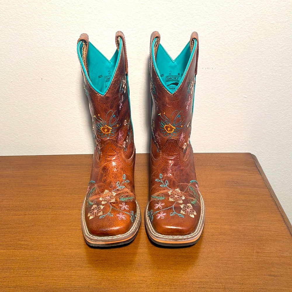 Smoky Mountain Floral Embroidered Cowgirl leather boots, size 2 (Little Girl)